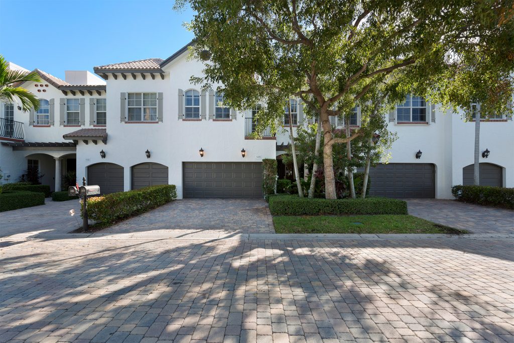 The Estuary Estate
SOLD
1479 Estuary Trail #1479 Delray Beach, Florida
BEDS 3 / BATHS 3.5
