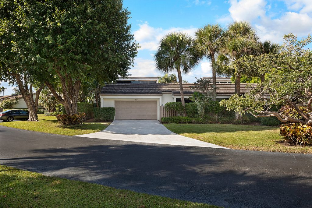 Pelican Cove Townhouse
SOLD
6110 N Ocean Boulevard , Unit 30, Ocean Ridge, Florida
BEDS 3 / BATHS 2.1
