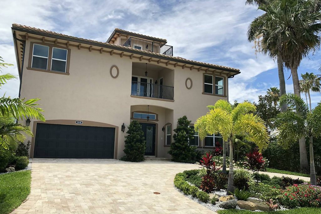 Deep Water Estate
SOLD
1030 Rhodes Villa Avenue, Delray Beach, Florida
BEDS N/A / BATHS N/A