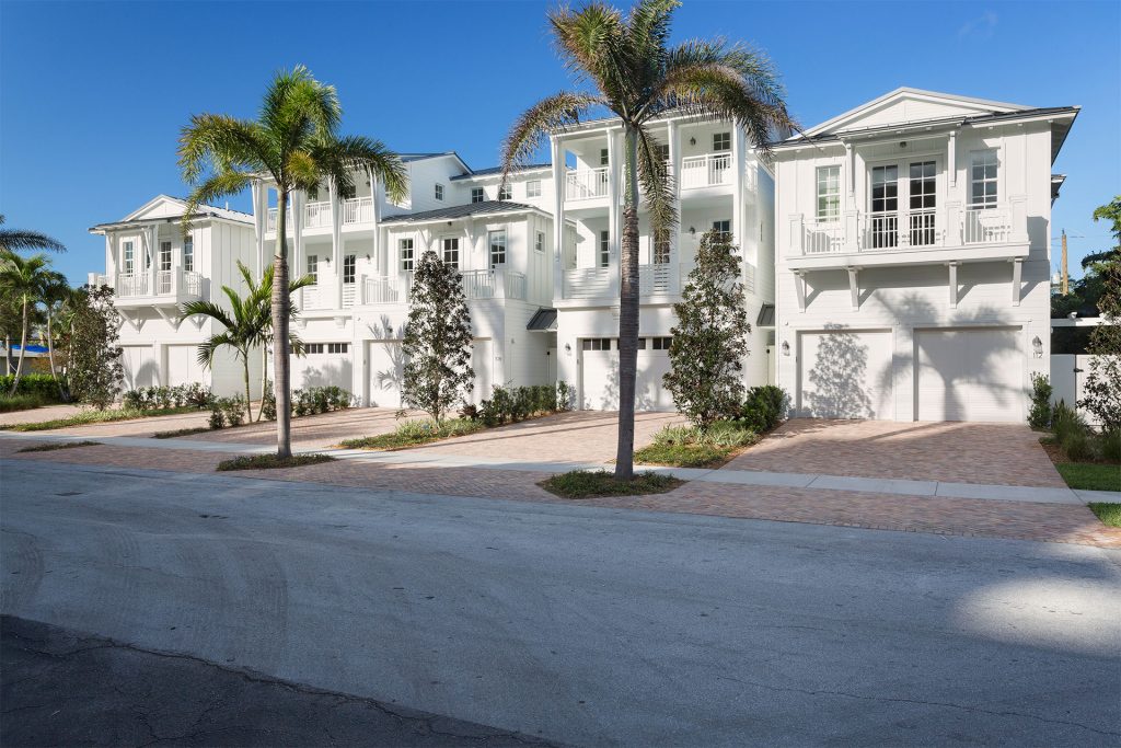 Island-inspired Estate
SOLD
104 Andrews Avenue 5a, Delray Beach, Florida
BEDS 3 / BATHS 3.1