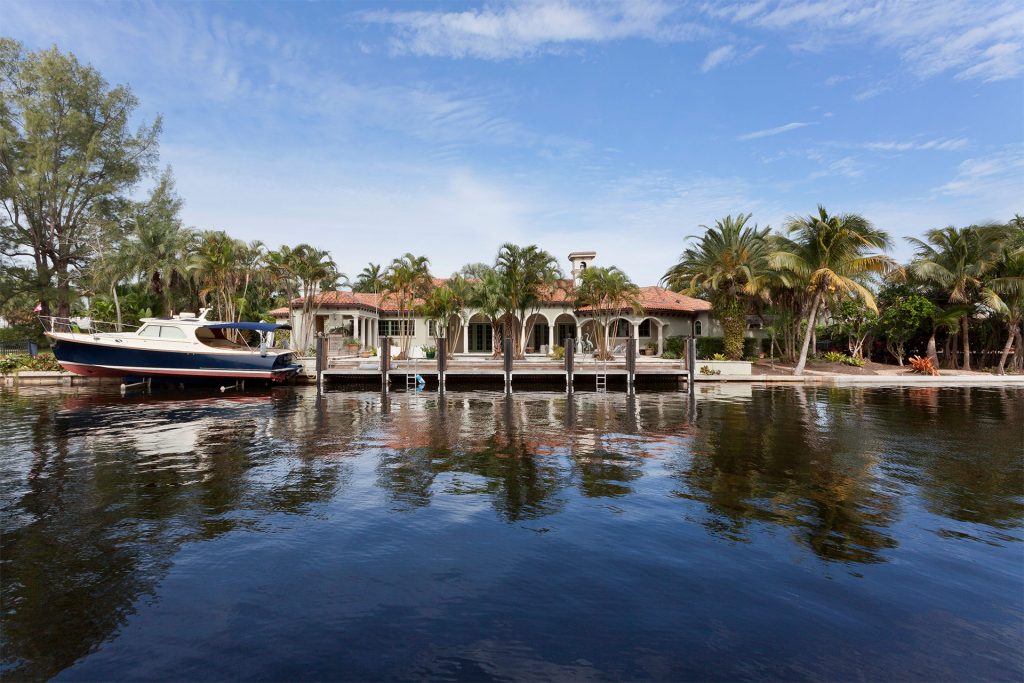 Gulf Stream Estate
SOLD
19 North Hidden Harbour Drive, Gulf Stream, Florida
BEDS 4 / BATHS 5.2
