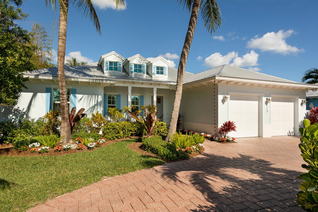 Delray Beach Estate
SOLD
117 Northeast 13th Street, Delray Beach, Florida
BEDS 3 / BATHS 3.1